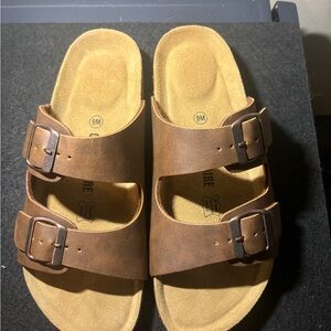 Cushionaire Lane Cork Footbed Sandals Women sz 9– Comfortable Double Buckle Slip